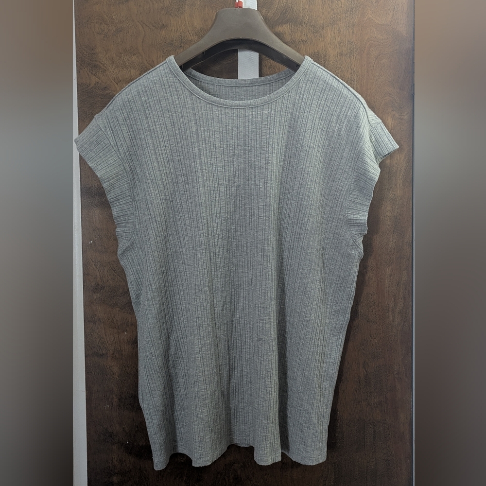 Everlane Gray Muscle Tee for Women